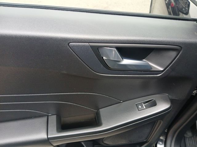 Certified 2022 Ford Escape SEL image 48