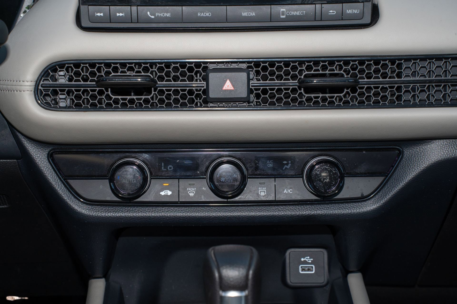 Certified 2023 Honda HR-V LX image 18