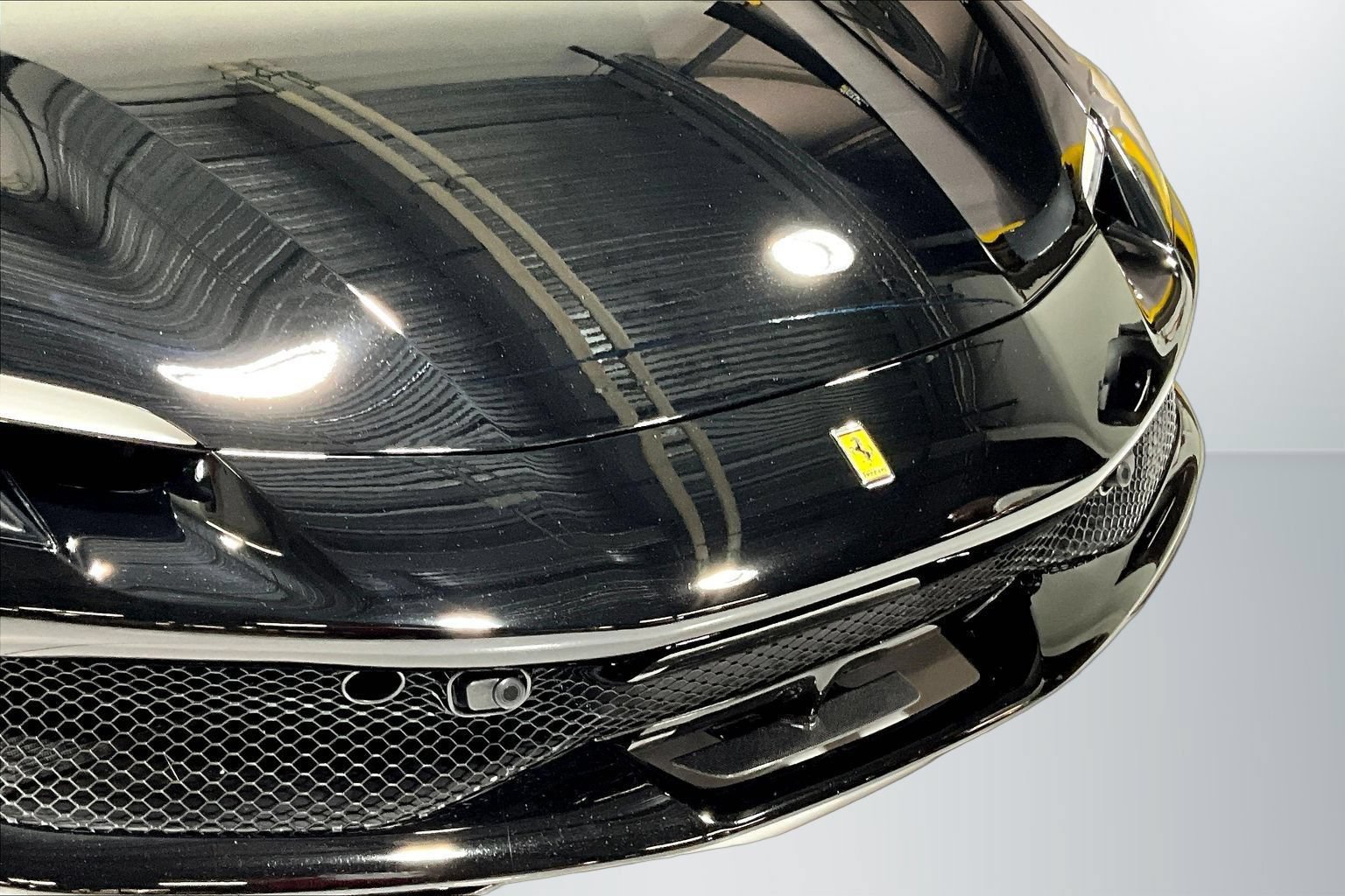 Used 2022 Ferrari 296 GTB RWD image 27