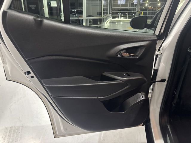 Used 2024 Chevrolet Trax LS w/ LS Convenience Package image 29