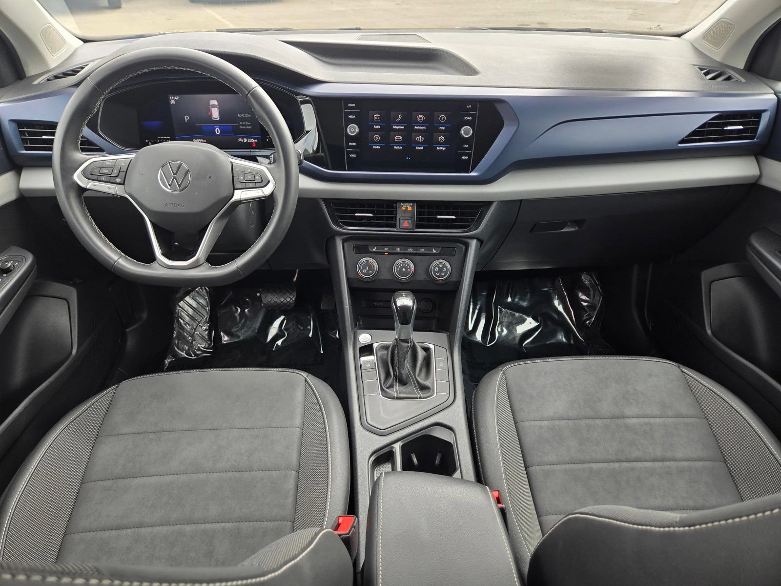Used 2022 Volkswagen Taos SE FWD image 18