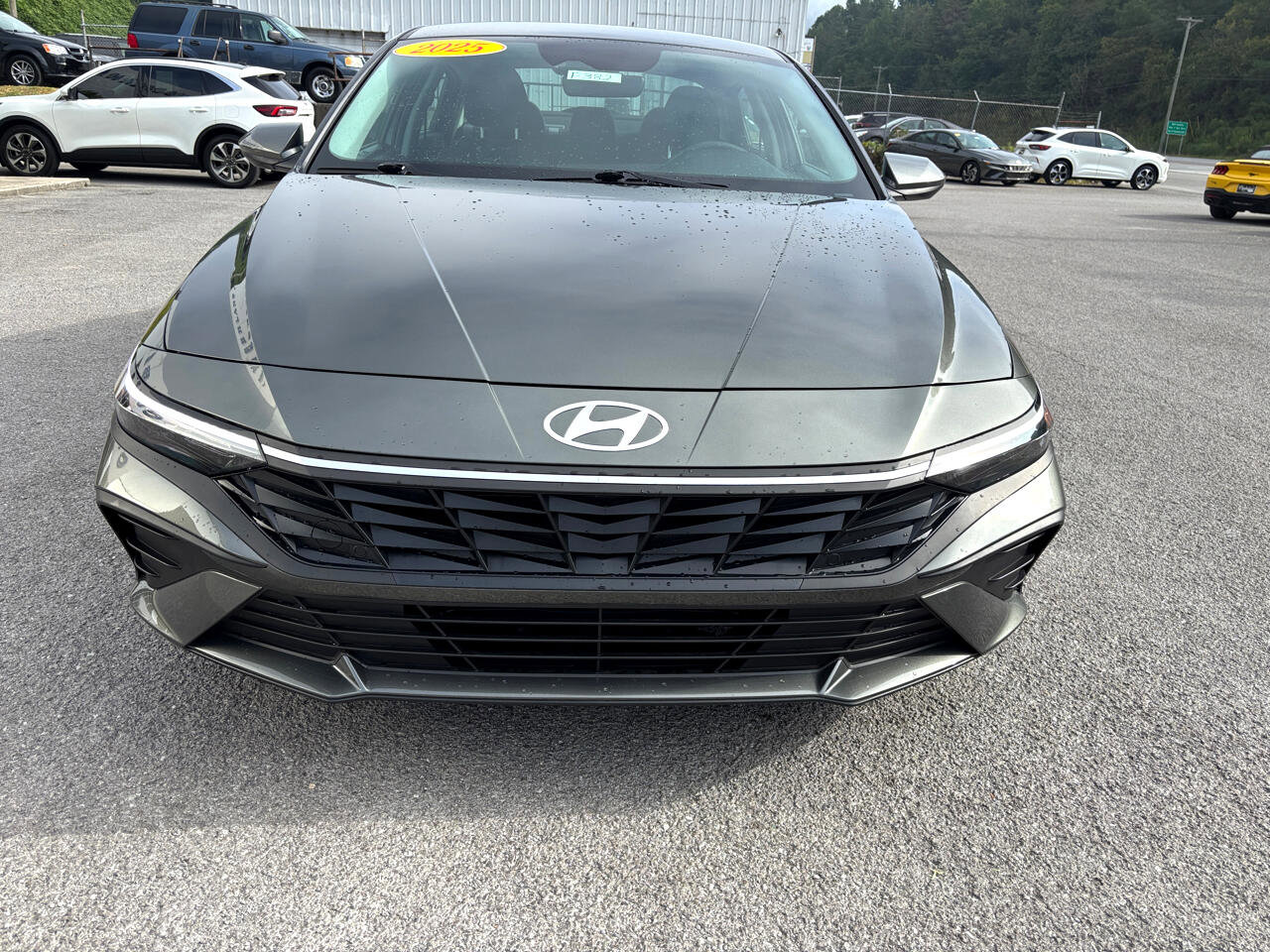 Used 2025 Hyundai Elantra SE image 5