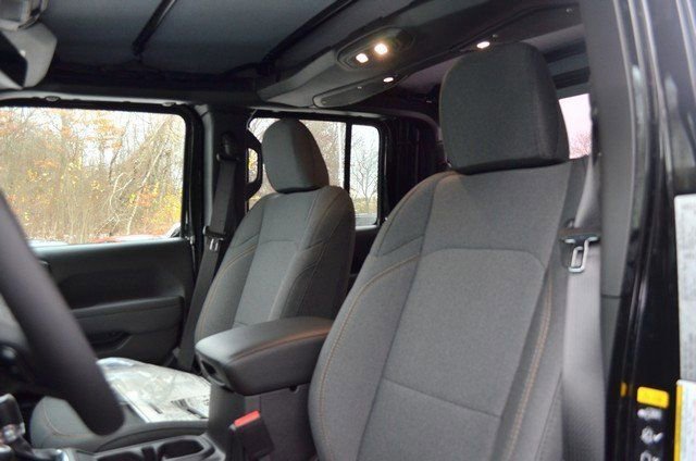 New 2026 Jeep Gladiator Sport image 15