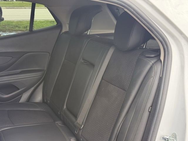 Used 2022 Buick Encore Preferred w/ Safety Package FWD image 26