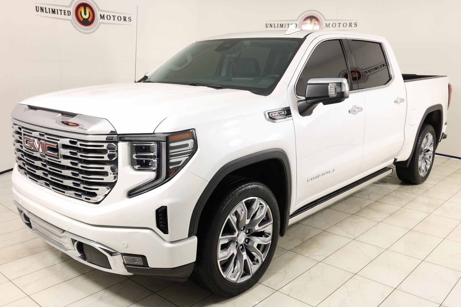 Used 2023 GMC Sierra 1500 Denali w/ Denali Reserve Package image 5