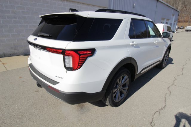New 2025 Ford Explorer Active w/ Active Comfort Package image 10