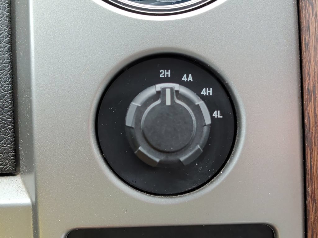 Used 2013 Ford F150 Lariat w/ Luxury Equipment Group AWD/4WD image 27