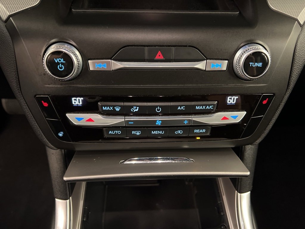 Certified 2020 Ford Explorer XLT w/ Equipment Group 202A image 11