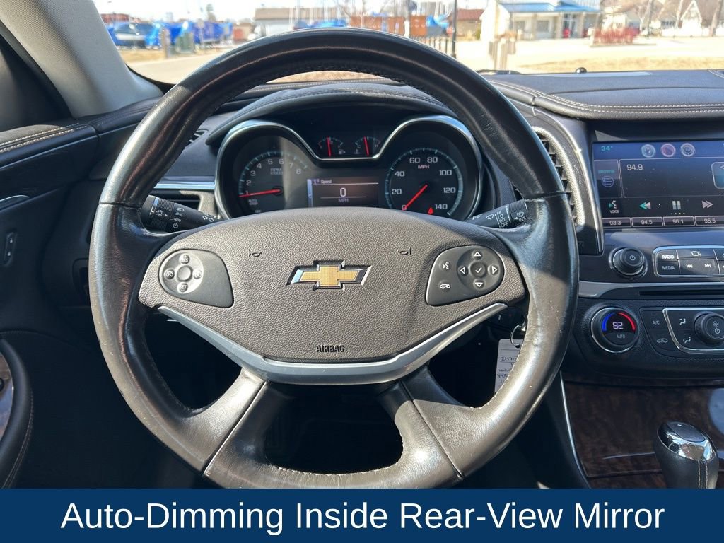 Used 2015 Chevrolet Impala LT w/ Convenience Package image 12