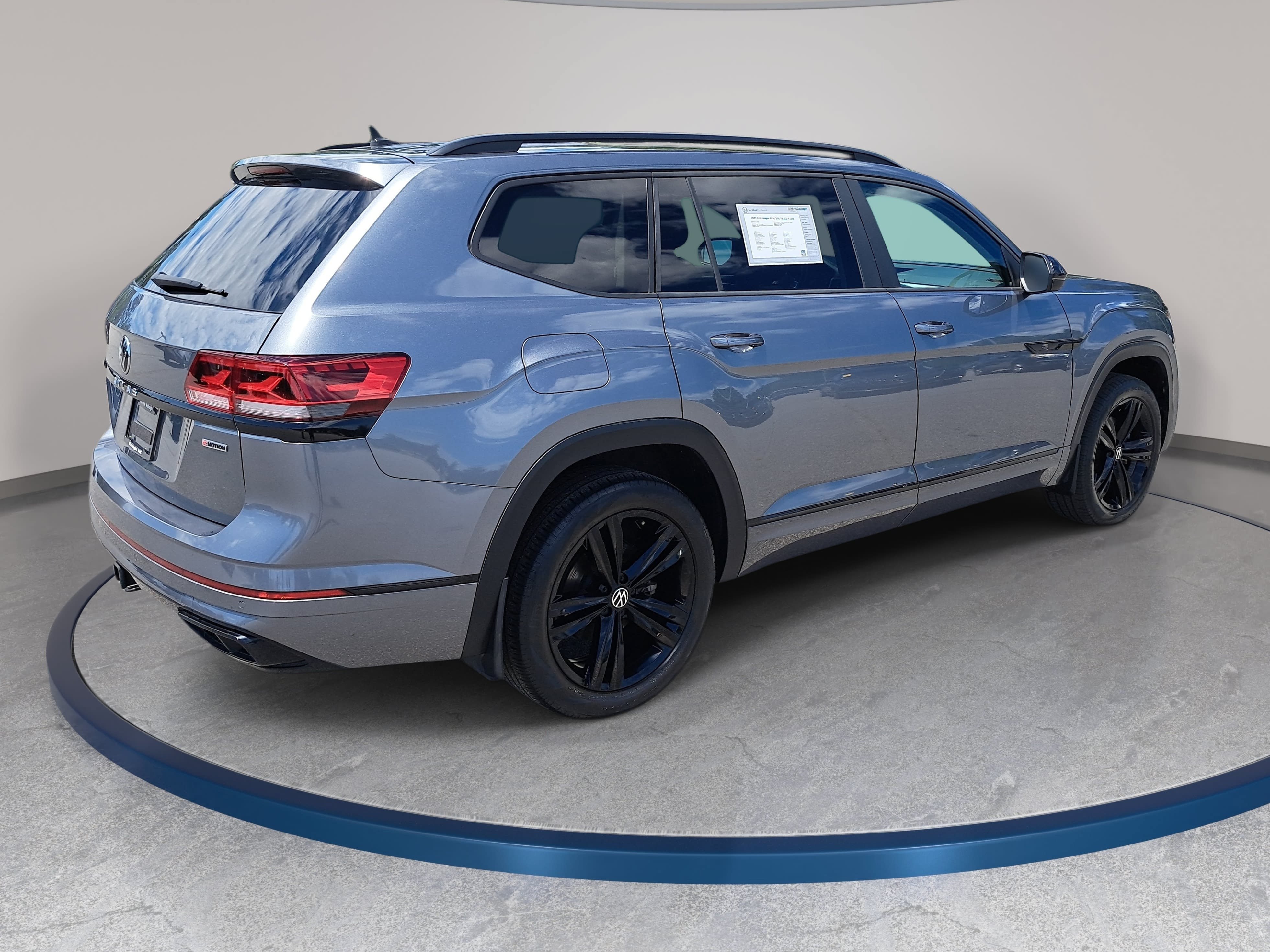 Certified 2022 Volkswagen Atlas SEL R-Line AWD/4WD image 5