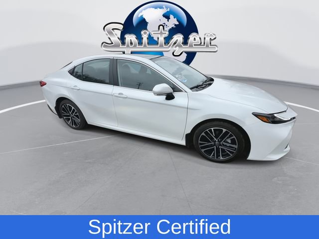 Used 2025 Toyota Camry XLE image 2
