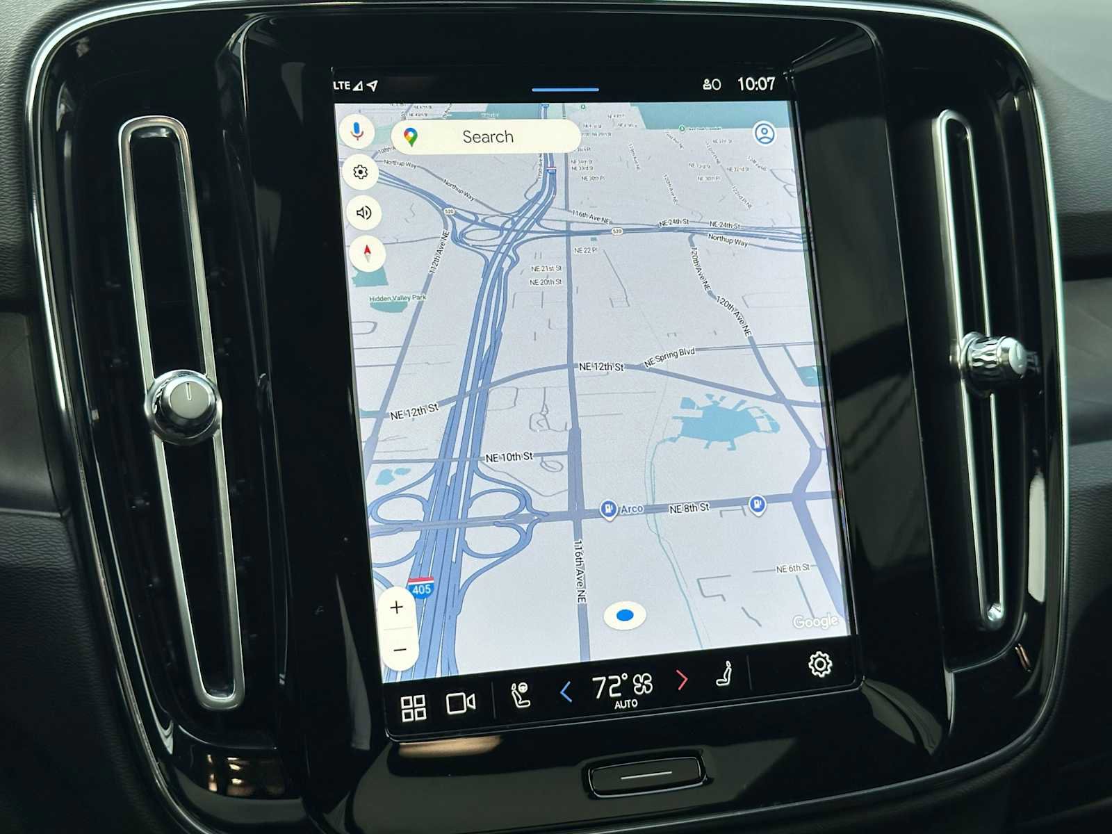 Certified 2023 Volvo XC40 Recharge Ultimate w/ Protection Package Premier image 26