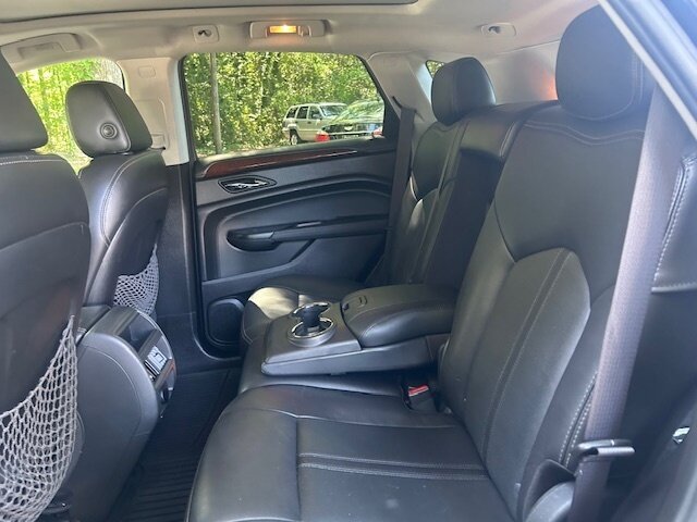 Used 2016 Cadillac SRX Luxury w/ Driver Awareness Package FWD image 23