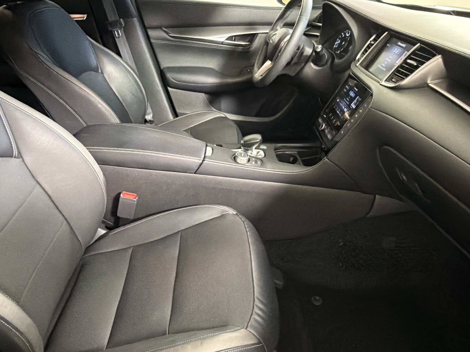 Used 2023 INFINITI QX55 Luxe w/ Cargo Package AWD/4WD image 11