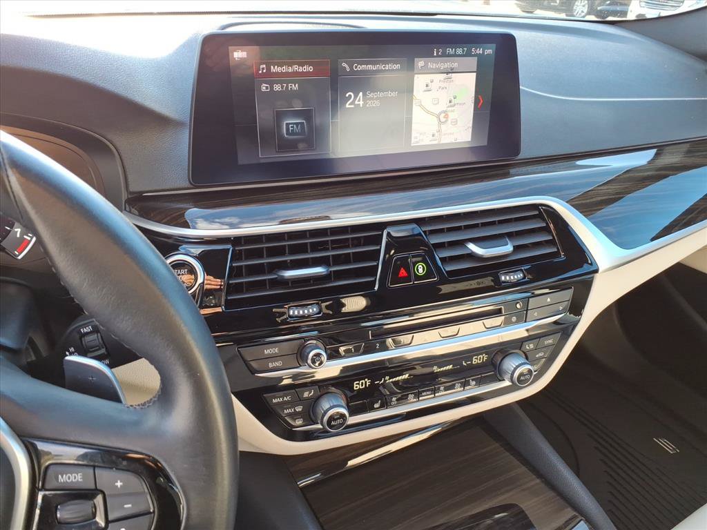 Used 2019 BMW 530i w/ Convenience Package RWD image 27