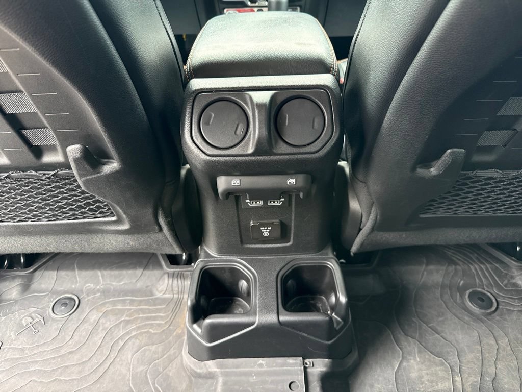 Used 2023 Jeep Gladiator Mojave w/ LED Lighting Group AWD/4WD image 16