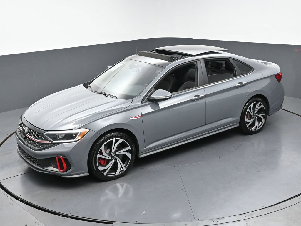 Used 2024 Volkswagen Jetta GLI Autobahn image 45