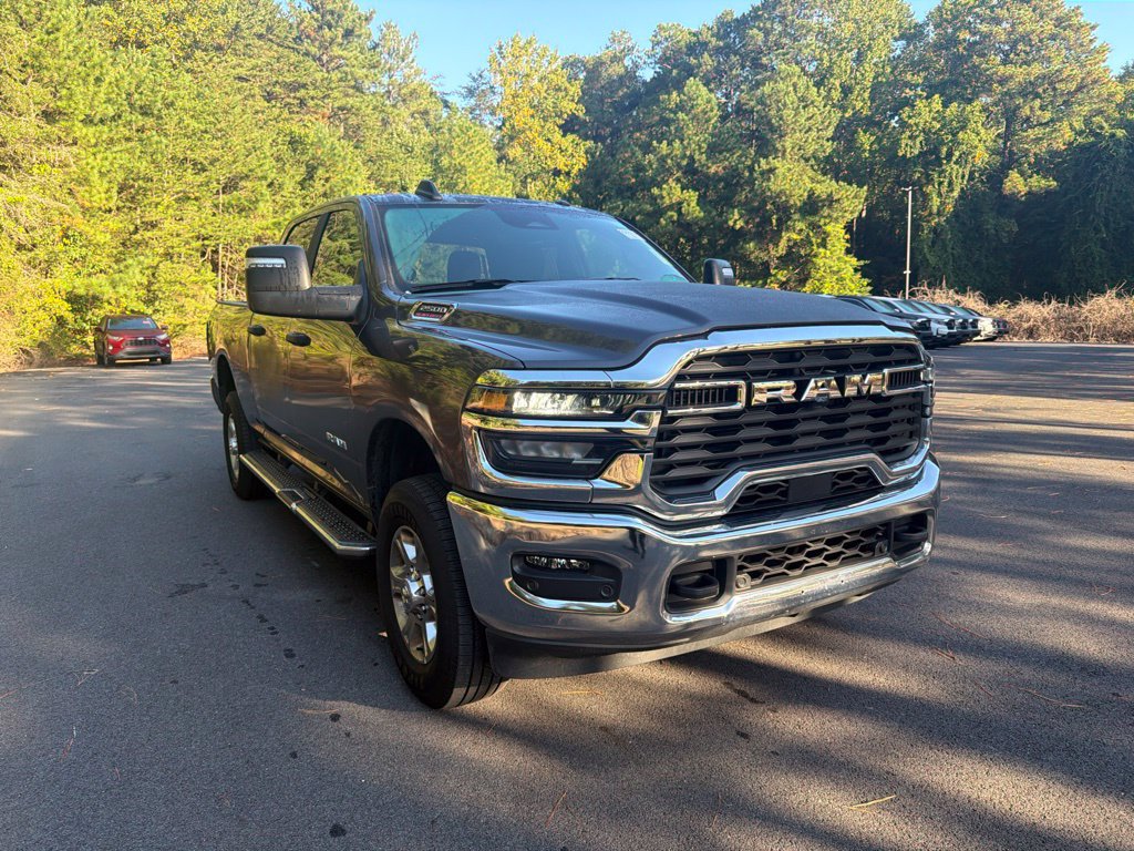 Used 2026 RAM 2500 Big Horn AWD/4WD image 4