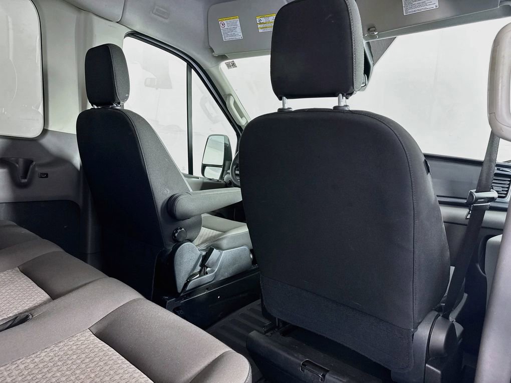 Used 2023 Ford Transit 350 XLT RWD image 31