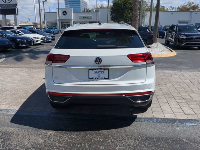 Certified 2023 Volkswagen Atlas Cross Sport SE w/ Black Wheel Package image 5