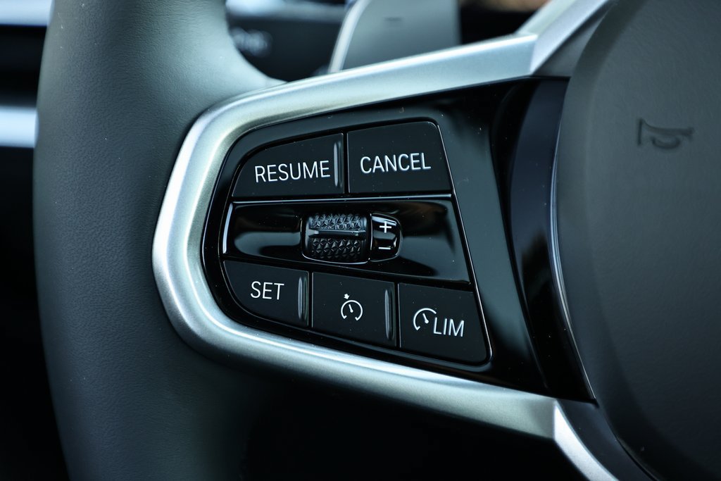 Used 2025 BMW 430i Coupe w/ M Sport Package RWD image 33