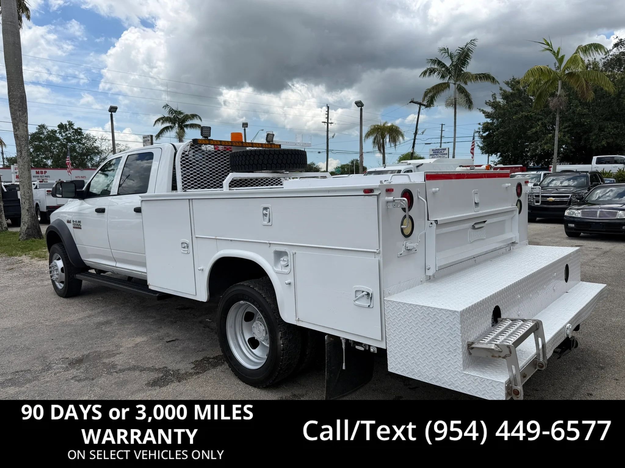 Used 2017 RAM 5500 4x4 Crew Cab Tradesman w/ Payload Upgrade Package image 1