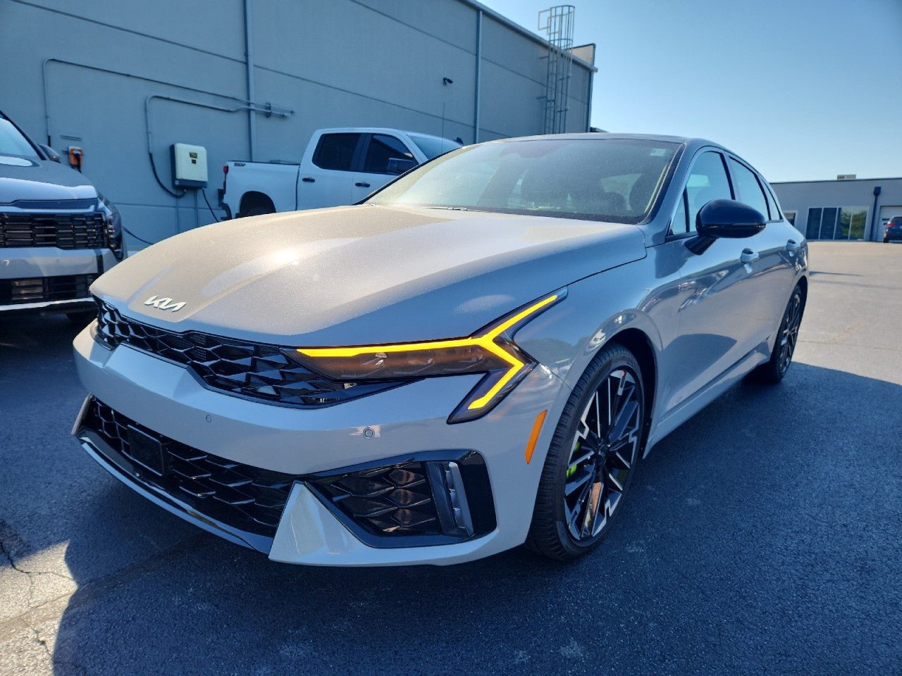 New 2026 Kia K5 GT FWD image 3