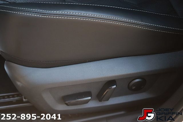 Used 2025 Nissan Rogue Platinum w/ Platinum Premium Package FWD image 18