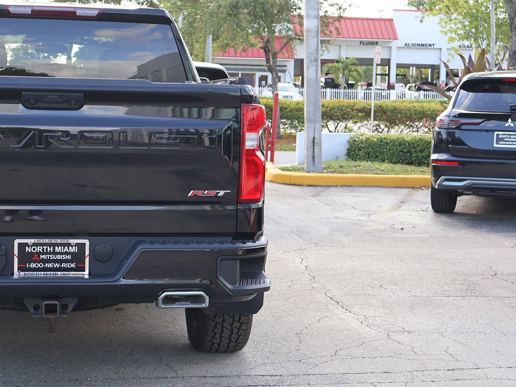 Used 2024 Chevrolet Silverado 1500 RST w/ Z71 Off-Road Package image 13