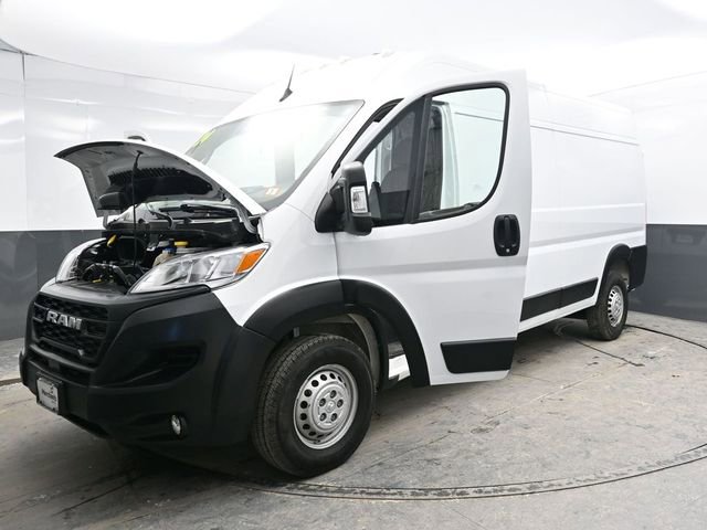 Used 2024 RAM ProMaster 2500 w/ Convenience Group image 39