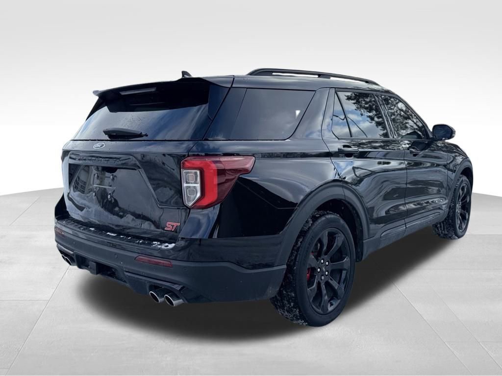 Used 2024 Ford Explorer ST w/ Technology Package image 6