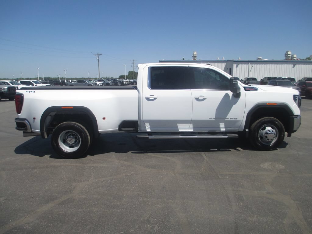 Used 2026 GMC Sierra 3500 SLE w/ SLE Value Package AWD/4WD image 4
