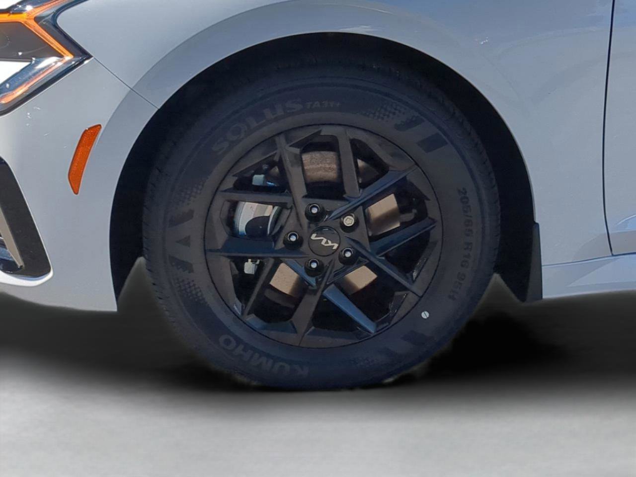 New 2026 Kia K5 LXS image 10