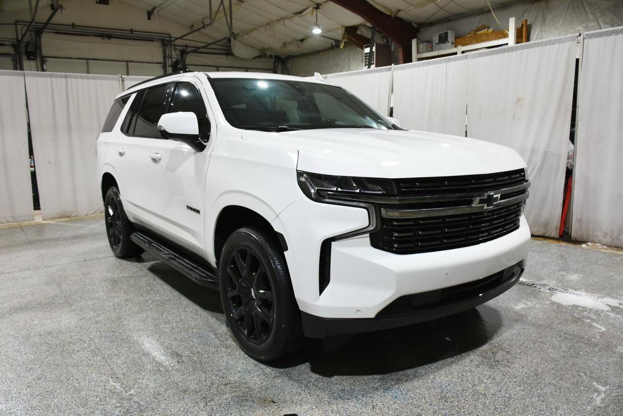 Used 2022 Chevrolet Tahoe RST w/ Luxury Package AWD/4WD image 25