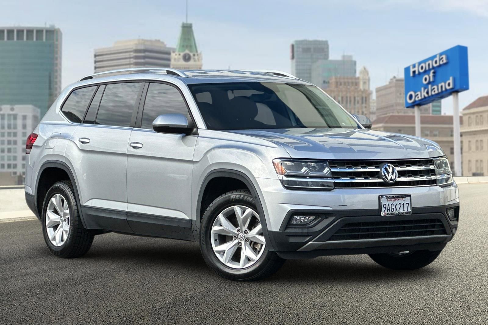Used 2018 Volkswagen Atlas SE image 2