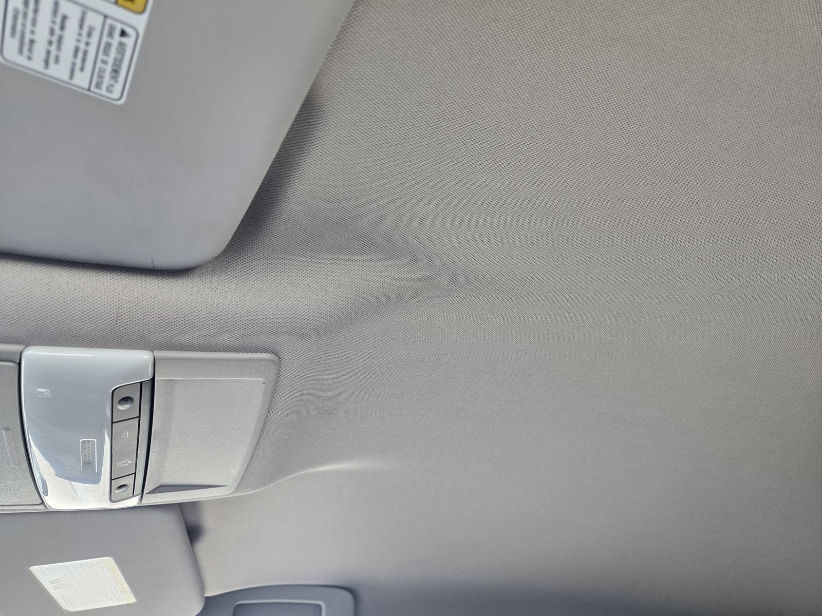 Used 2025 Nissan Rogue S AWD/4WD image 26