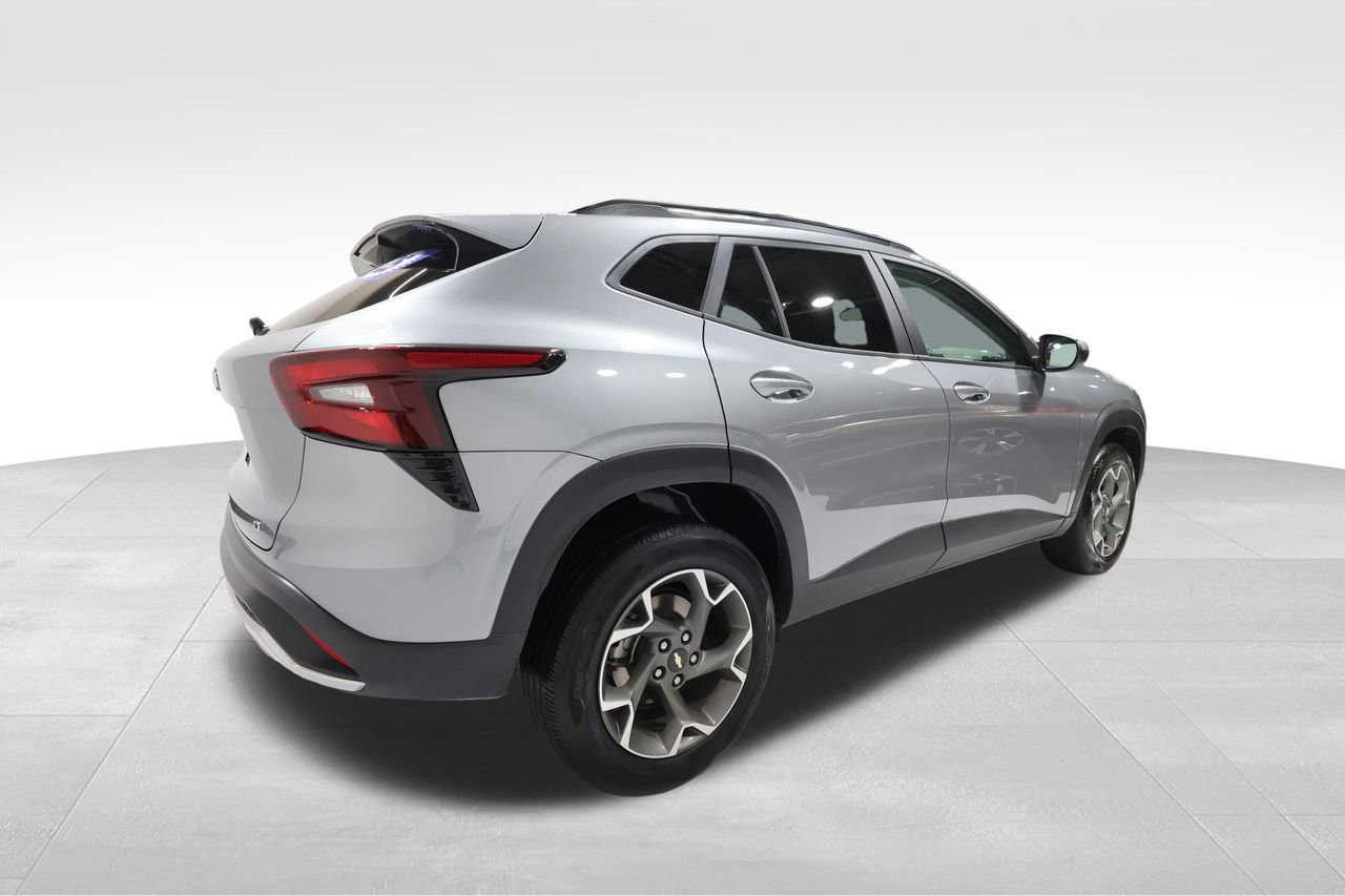 Certified 2025 Chevrolet Trax LT image 4