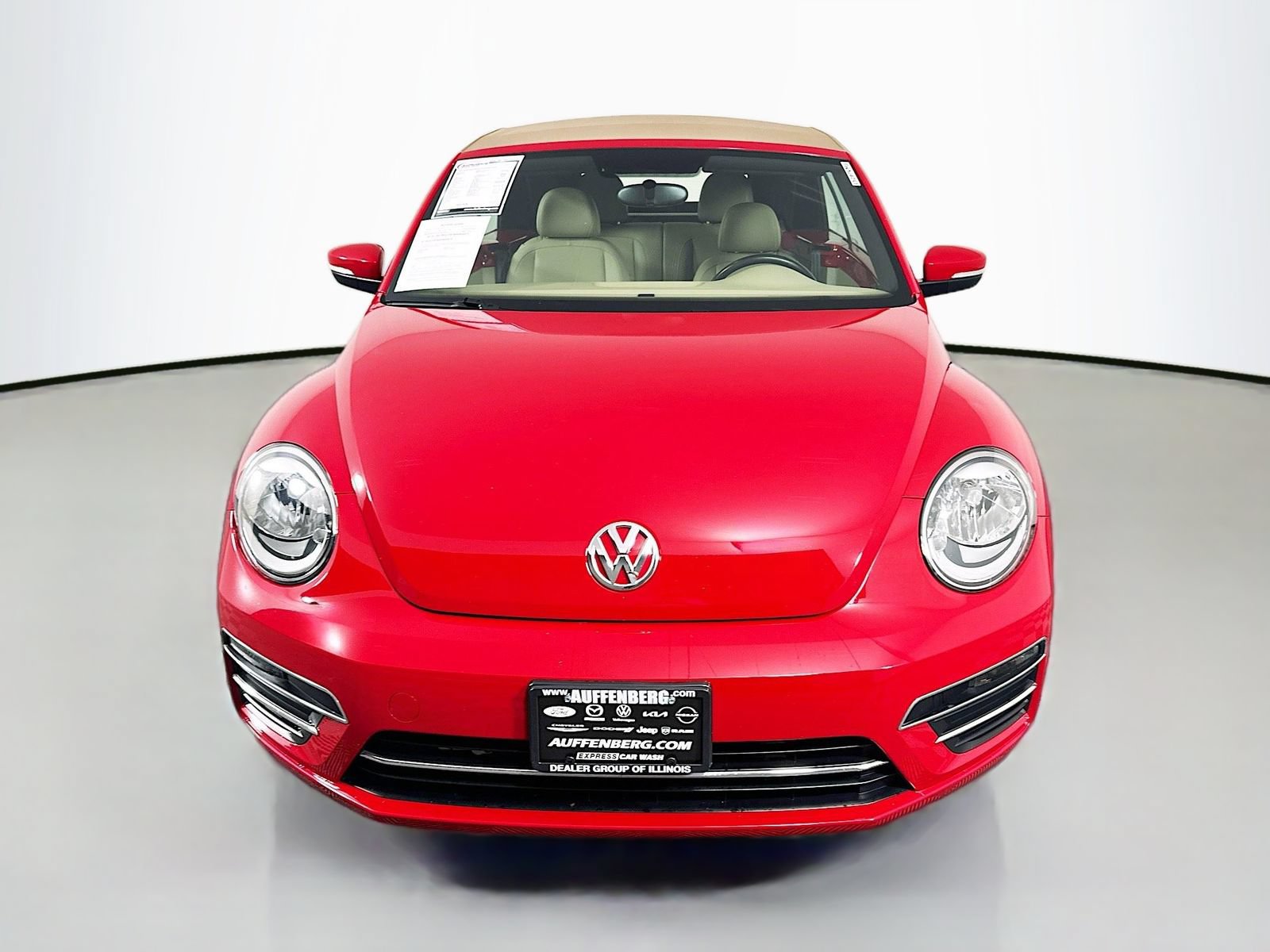 Used 2019 Volkswagen Beetle 2.0T S FWD image 2