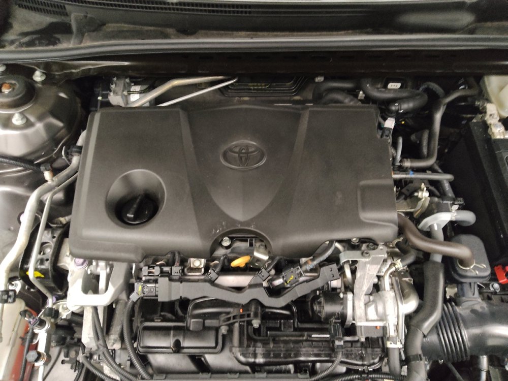 Used 2020 Toyota Camry SE image 30