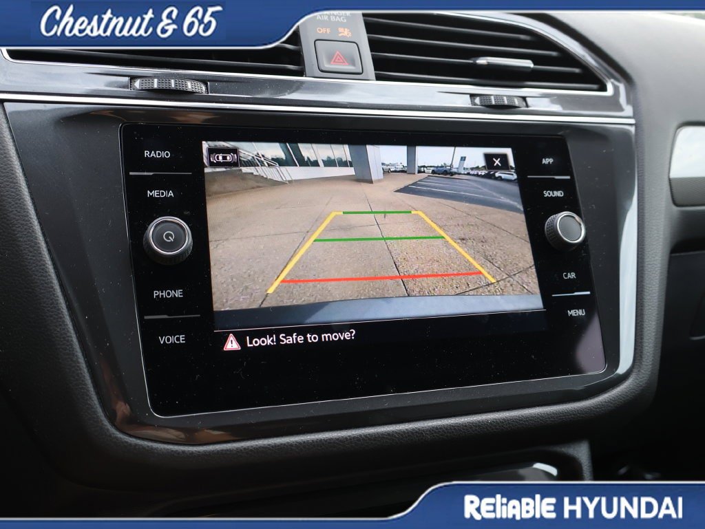 Used 2023 Volkswagen Tiguan SE FWD image 35