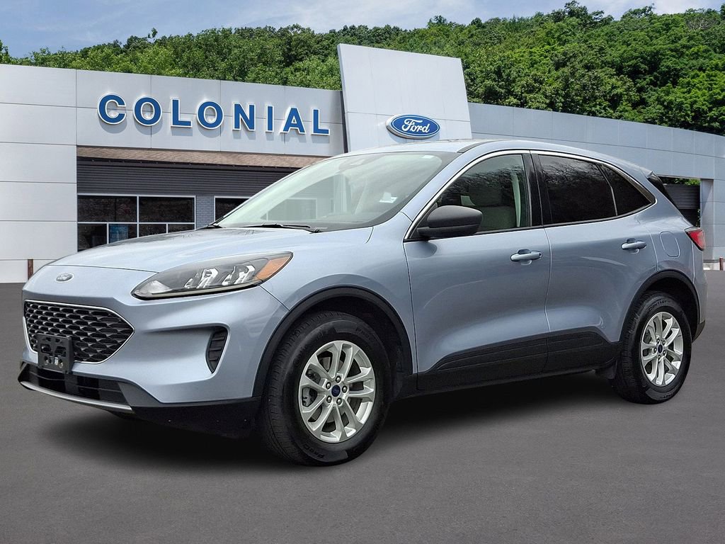 Certified 2022 Ford Escape SE w/ Convenience Package image 3