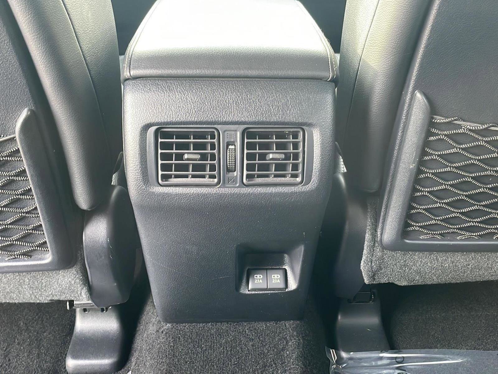 Used 2022 Toyota 4Runner Limited image 18