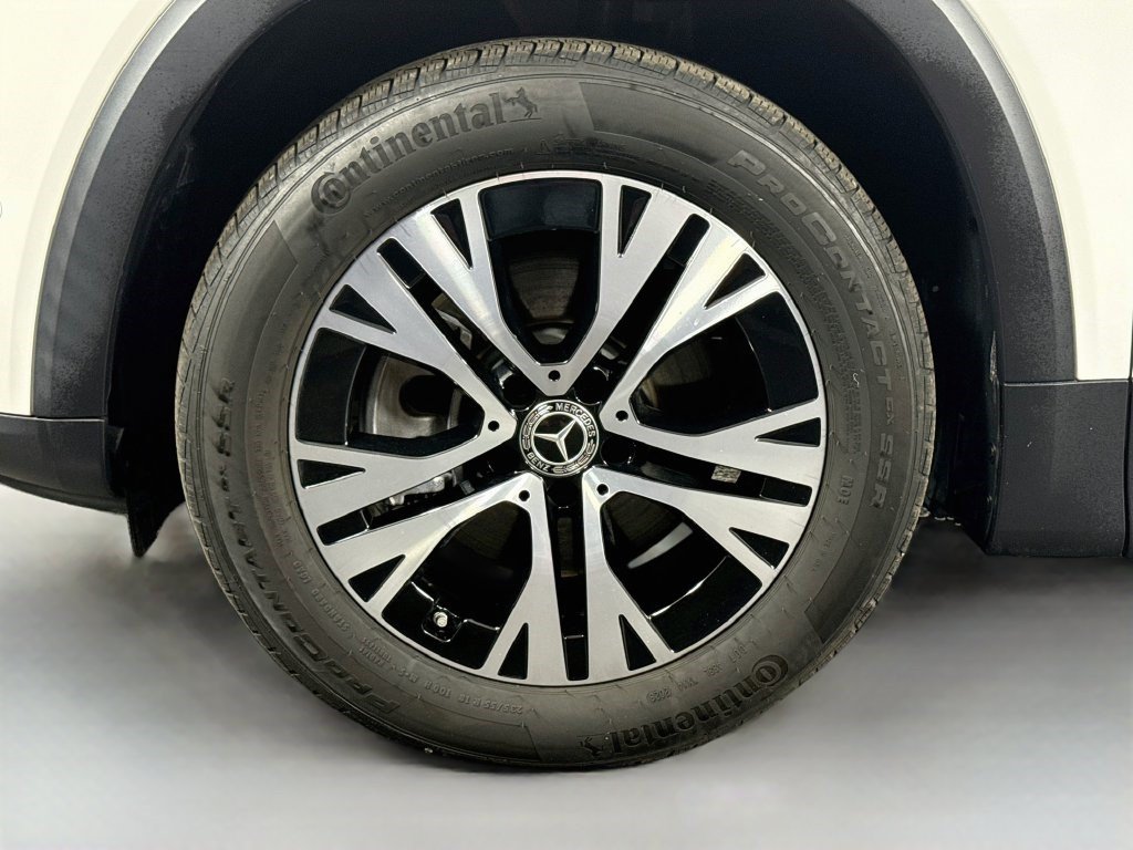 Used 2024 Mercedes-Benz GLB 250 image 36