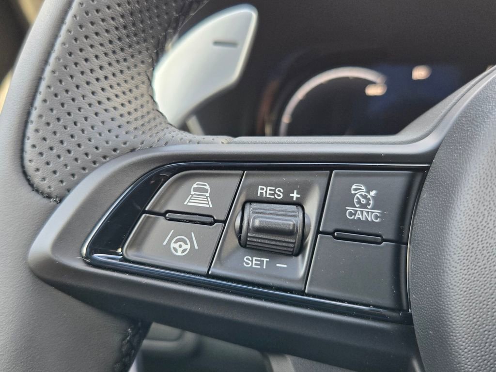 New 2025 Alfa Romeo Giulia w/ Driving Assist Package image 14