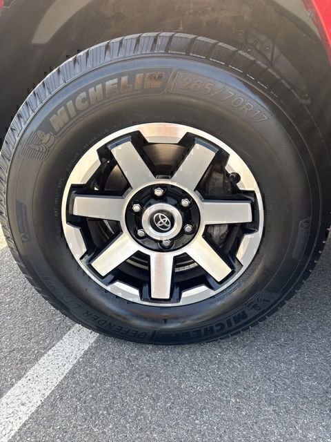 Certified 2020 Toyota 4Runner TRD Off-Road Premium w/ Moonroof Package image 8