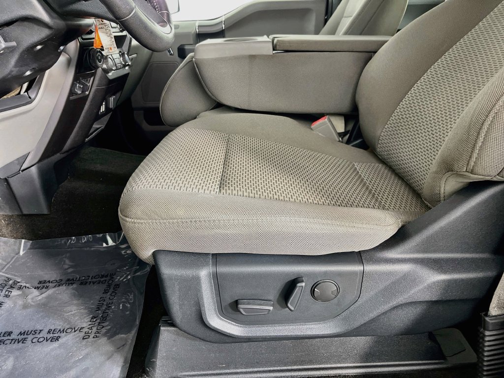 Used 2019 Ford F150 XLT w/ Equipment Group 302A Luxury AWD/4WD image 24