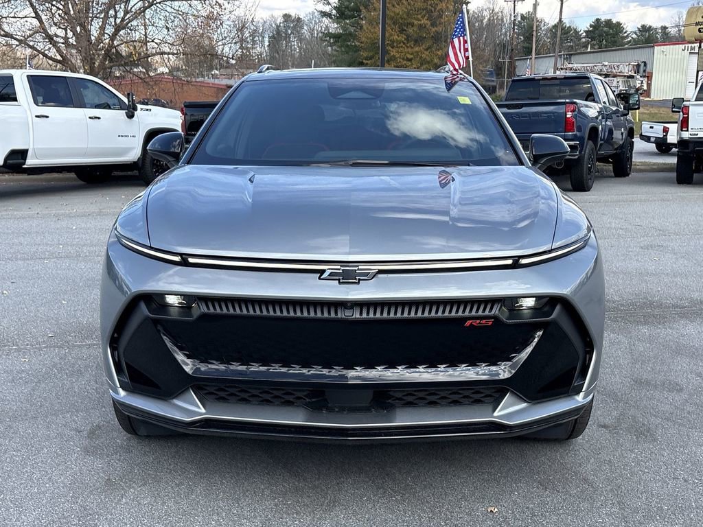 New 2026 Chevrolet Equinox EV RS image 3