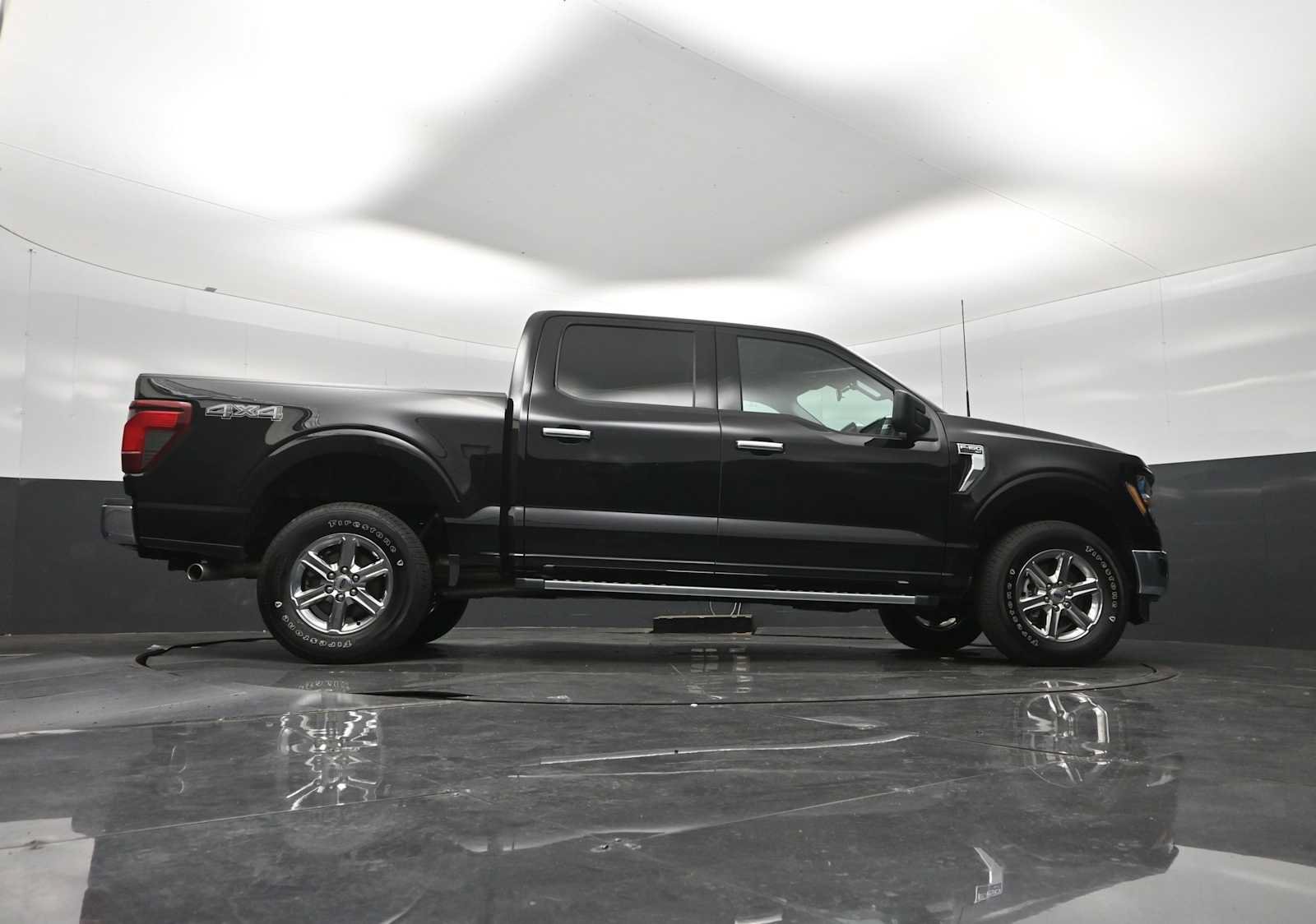 Certified 2025 Ford F150 XLT w/ Equipment Group 301A Standard AWD/4WD image 46
