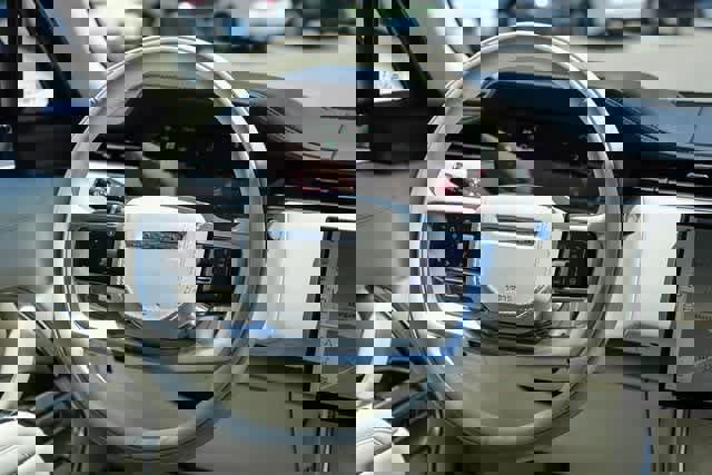 New 2024 Land Rover Range Rover SV image 16