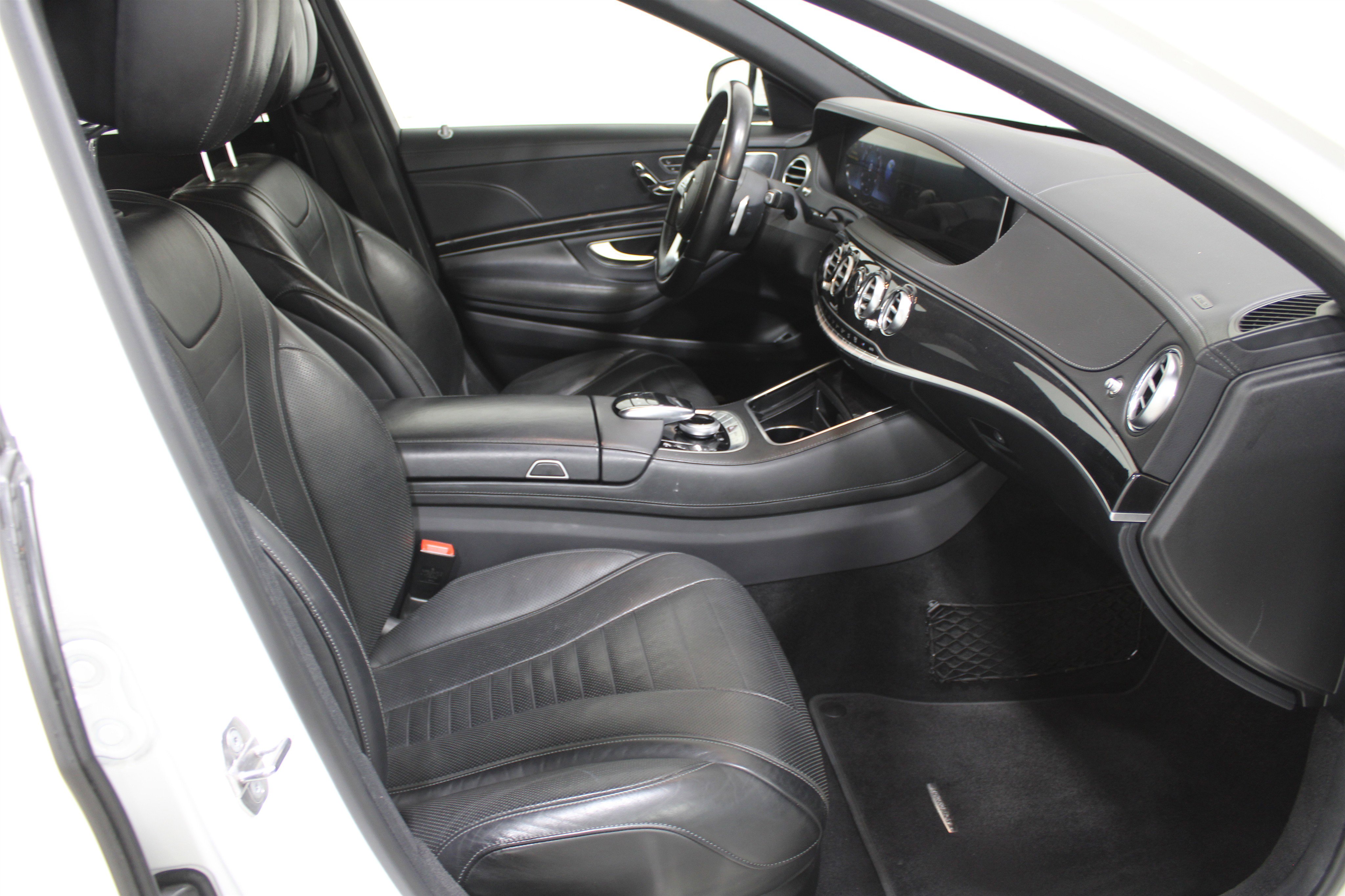 Used 2020 Mercedes-Benz S 560 S 560 image 23